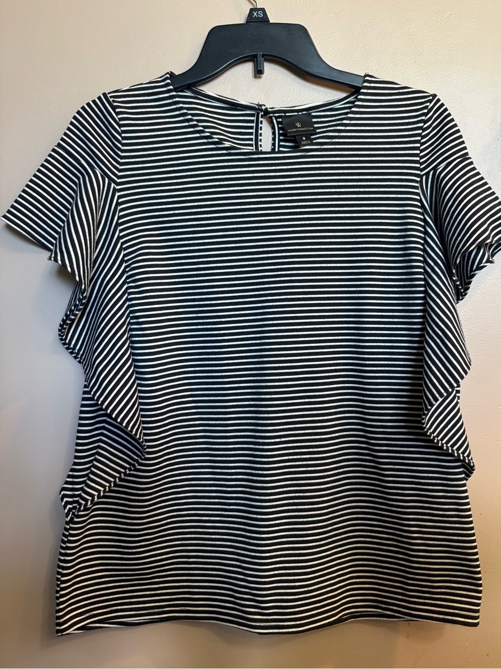 Worthington Black & White Striped Ruffle Sleeve dressy top women’s size small